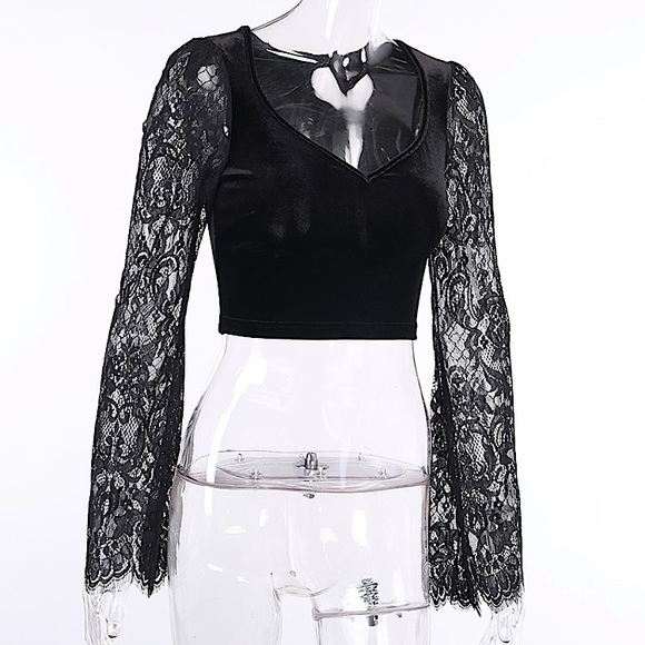 Black velvet long flare sleeve v-neck top - Picture 6 of 12